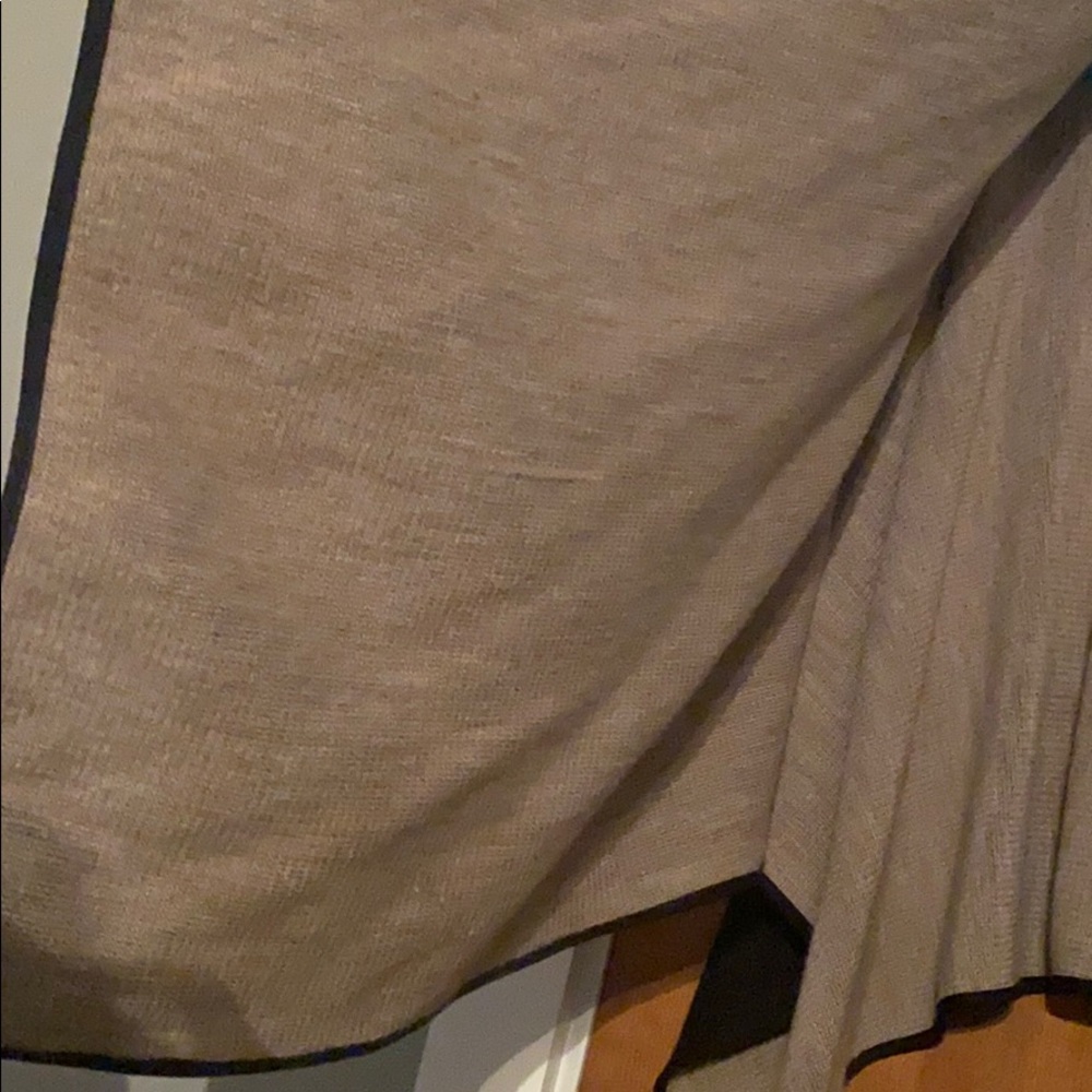 Women’s cape - Picture 3 of 3